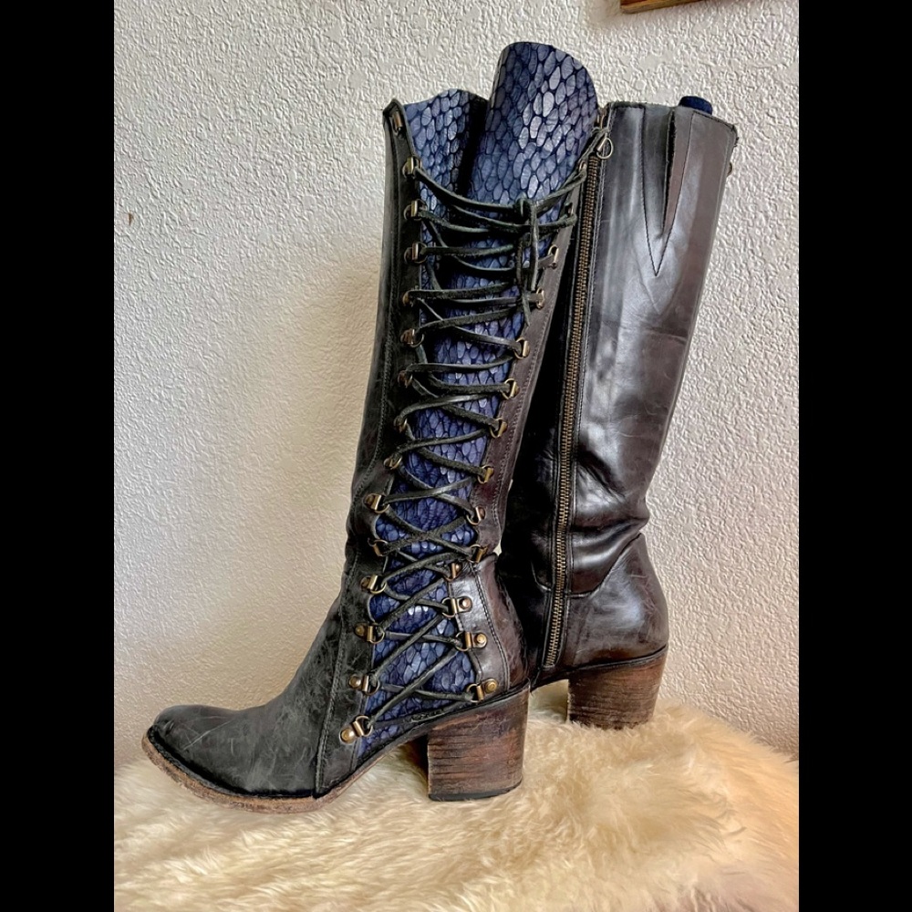 FreeBird side lace up boots size 9